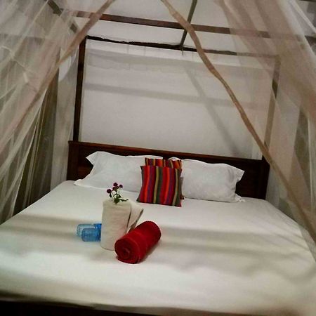 Canoe Beach Resort Tangalle Εξωτερικό φωτογραφία