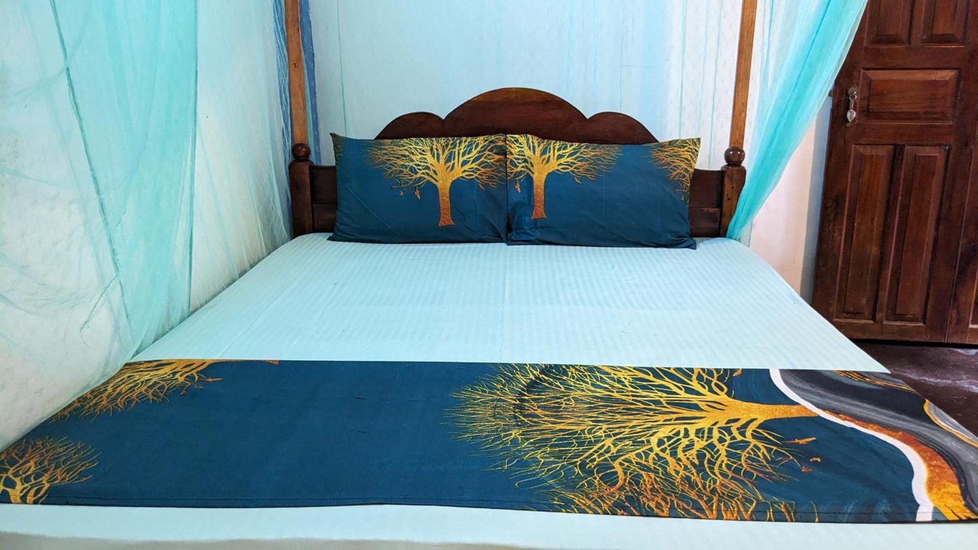 Canoe Beach Resort Tangalle Εξωτερικό φωτογραφία